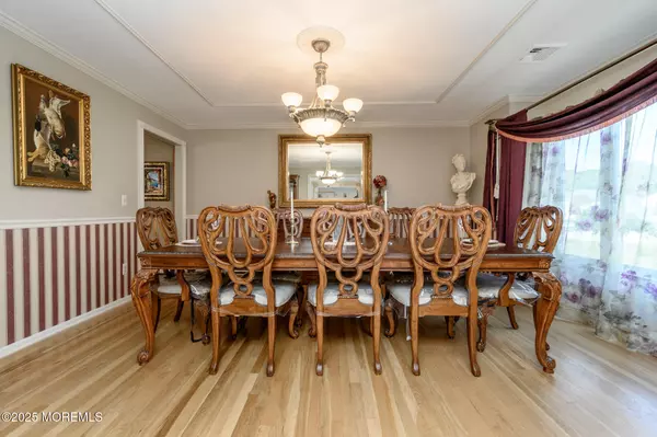 Manalapan, NJ 07726,1 Wilfred Road