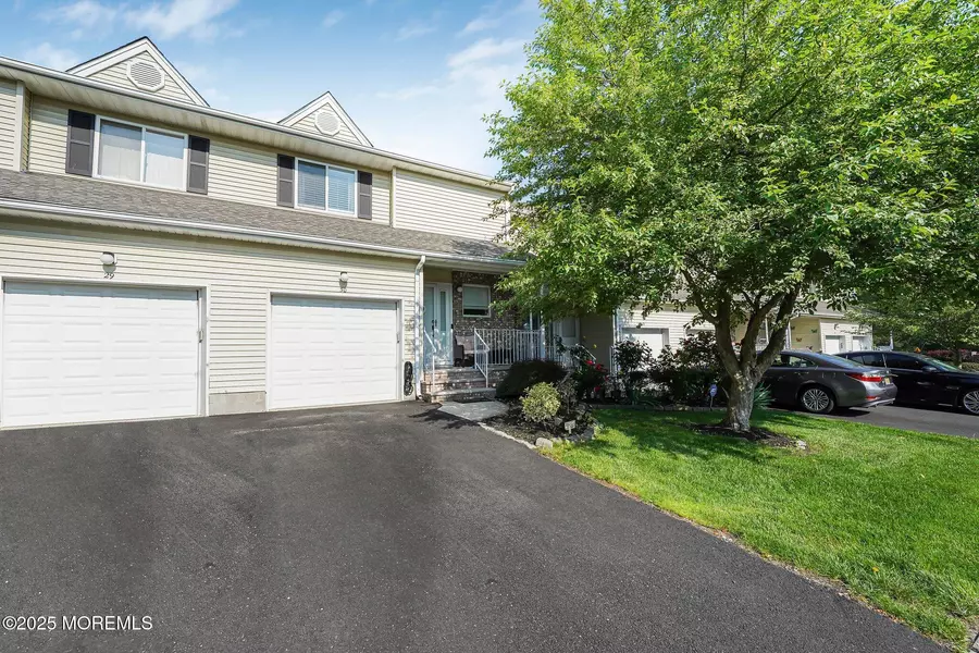 30 Forest Garden Drive, Matawan, NJ 07747