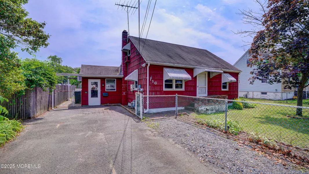 116 Hudson Avenue, Hazlet, NJ 07734