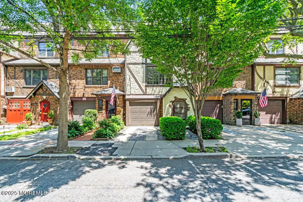 West New York, NJ 07093,110 56th Street