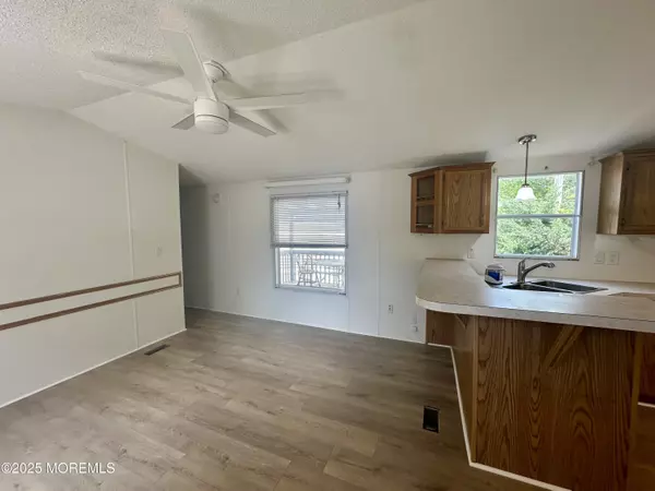 Brick, NJ 08724,11 B Trail