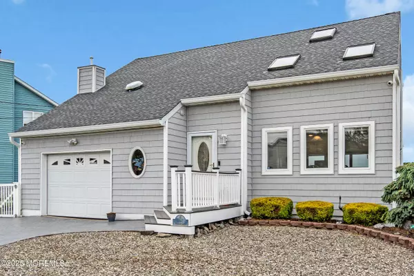 Forked River, NJ 08731,654 Fairview Lane