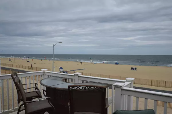 Manasquan, NJ 08736,239 Beachfront #4