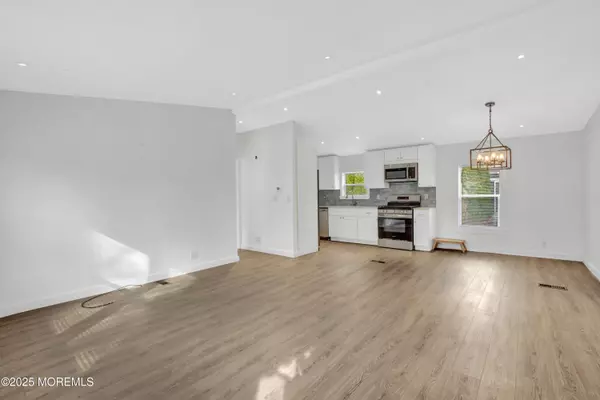 Manchester, NJ 08759,301 Kenwood Court