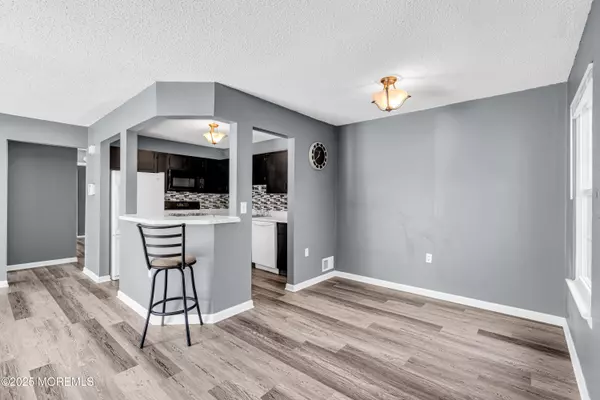 Jackson, NJ 08527,113 Whispering Oaks Way