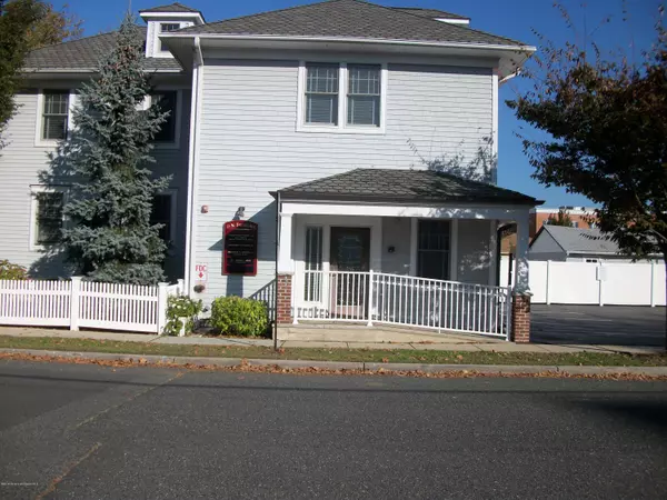 Red Bank, NJ 07701,55 N Bridge Avenue #6