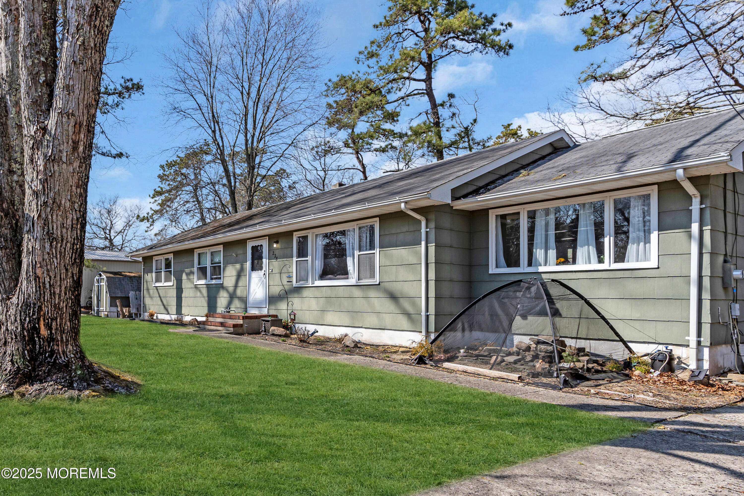 228 Elizabeth Avenue, Bayville, NJ 08721
