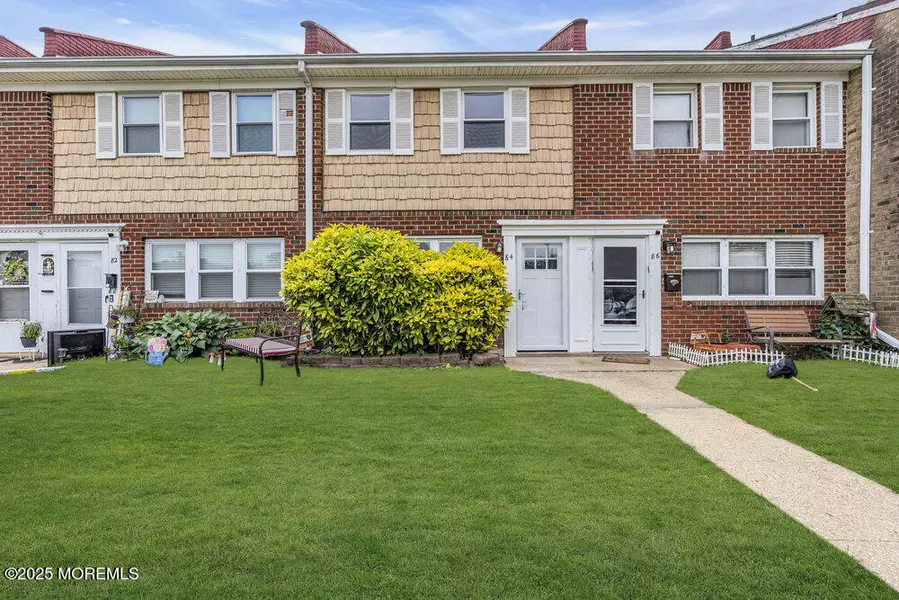 84 Briar Mills Drive, Brick, NJ 08724