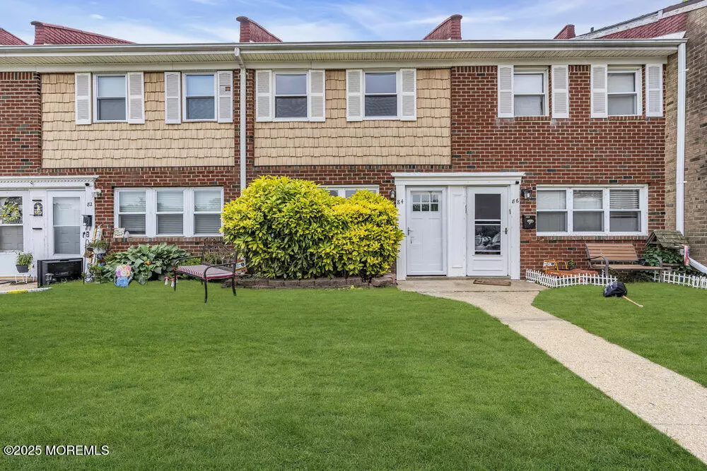 Brick, NJ 08724,84 Briar Mills Drive