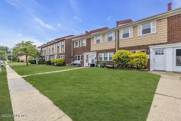 Brick, NJ 08724,84 Briar Mills Drive