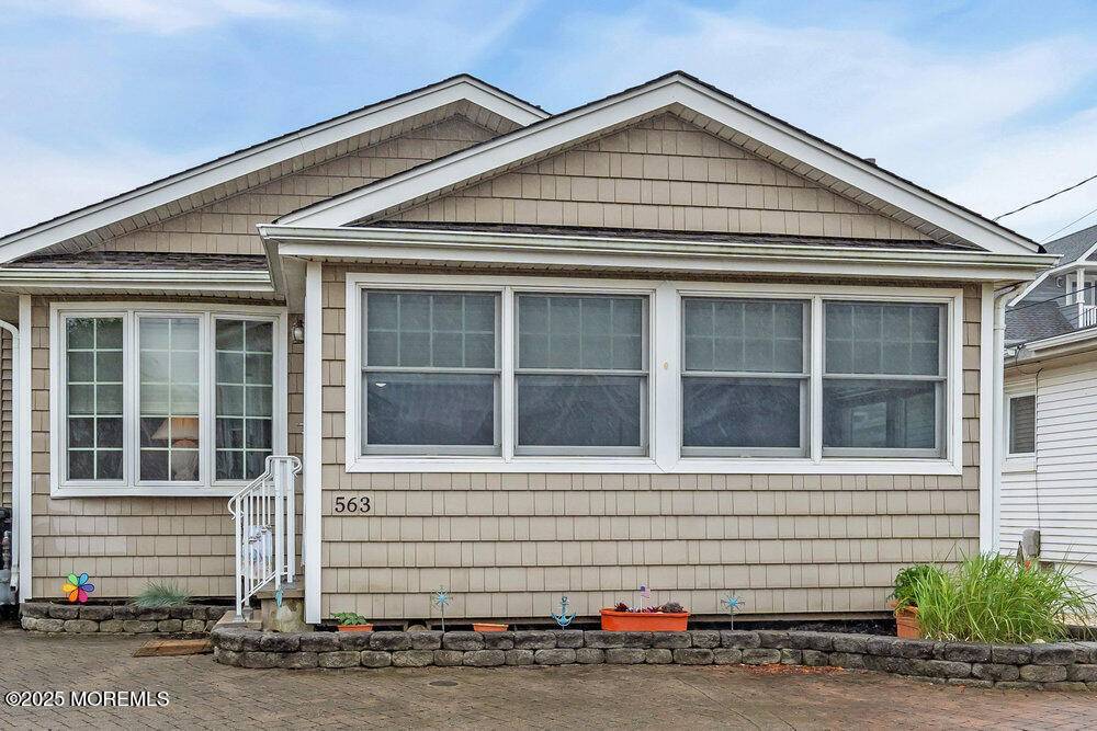 563 Trout Avenue, Manasquan, NJ 08736