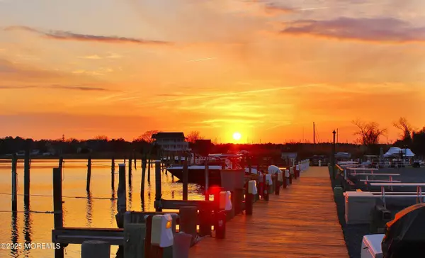 Forked River, NJ 08731,349 Harbor View