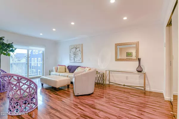 Ocean Grove, NJ 07756,65 Whitefield Avenue #215