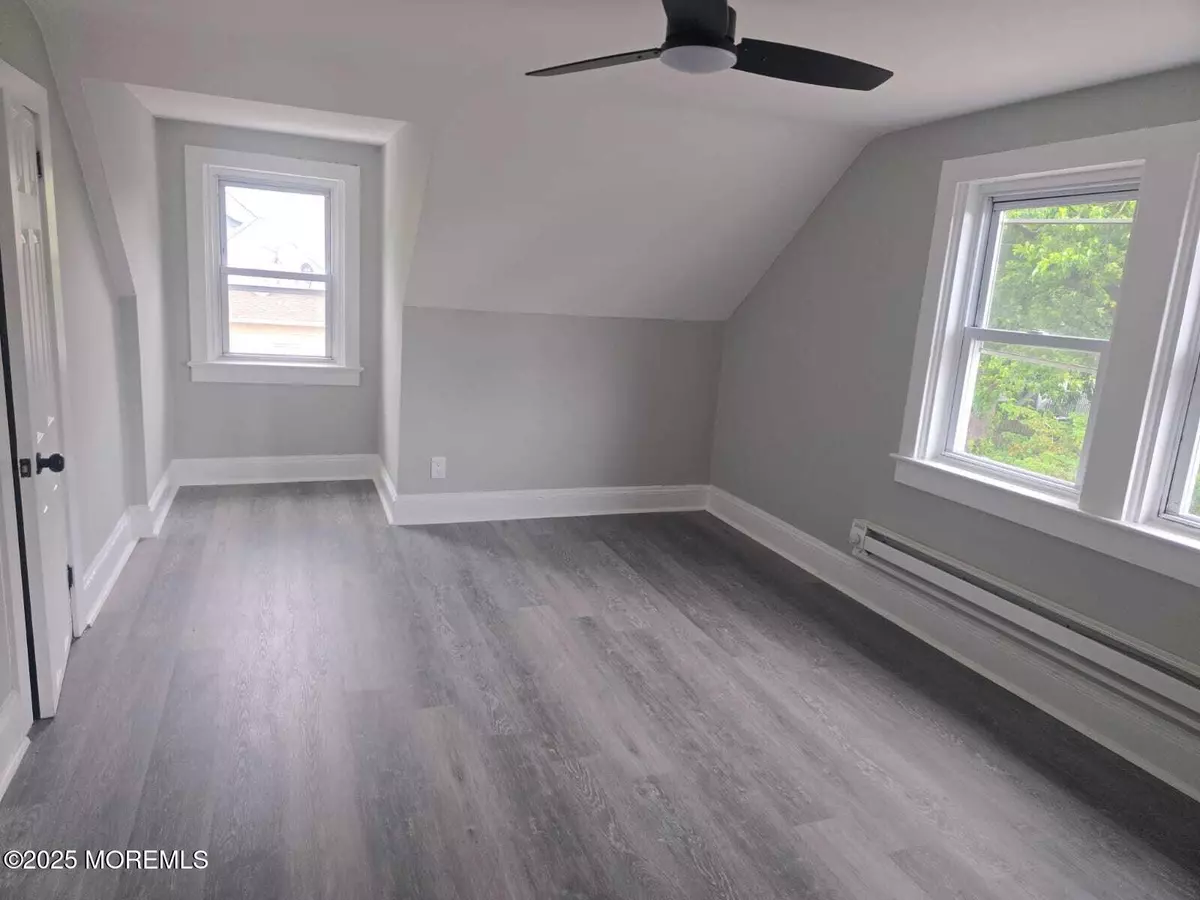 Long Branch, NJ 07740,168 Chelsea Avenue ##8