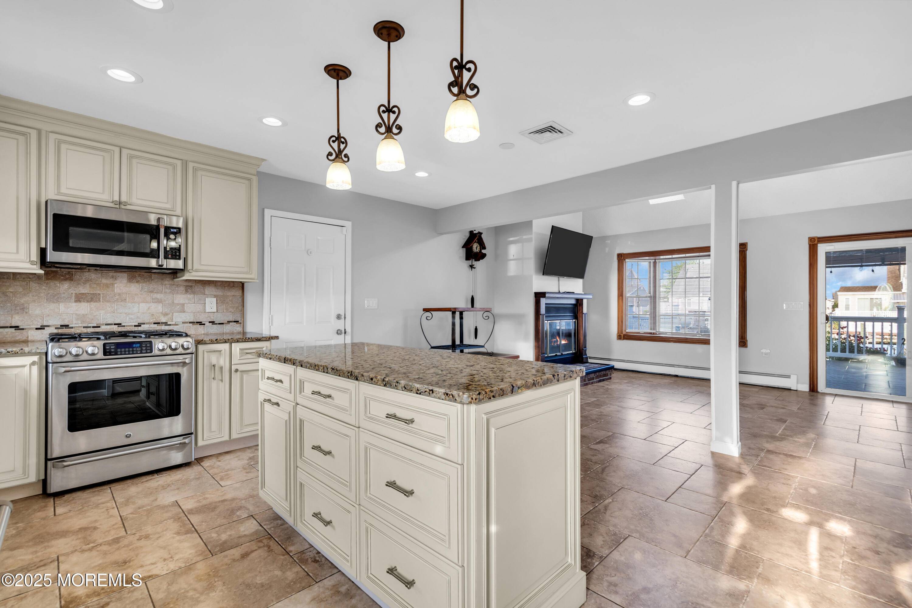 Bayville, NJ 08721,91 Wind Jammer Court