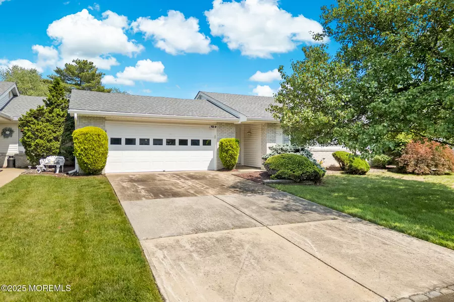 703 Croydon Road #703B, Monroe, NJ 08831
