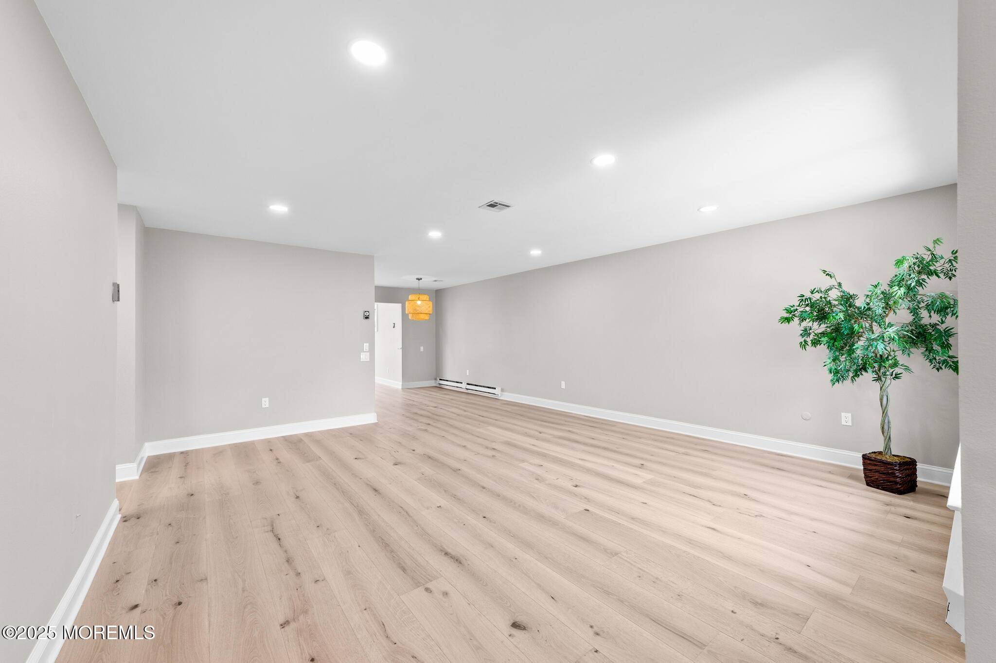 Monroe, NJ 08831,442 Dahlia Plaza #442A