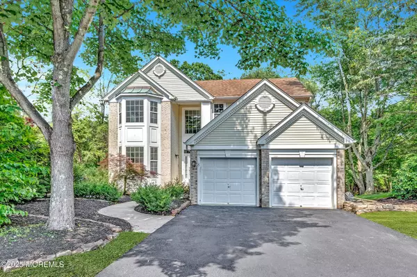 Colts Neck, NJ 07722,8 Armistead Ky