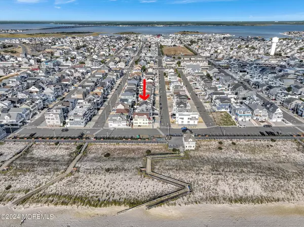 Ortley Beach, NJ 08751,5 Fielder Avenue