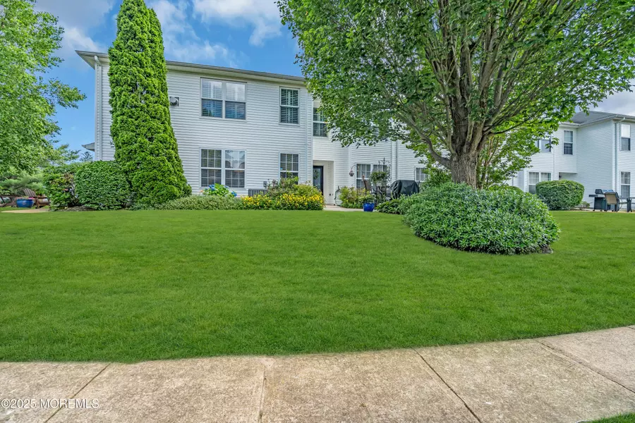 455 Deuce Drive, Wall, NJ 07719