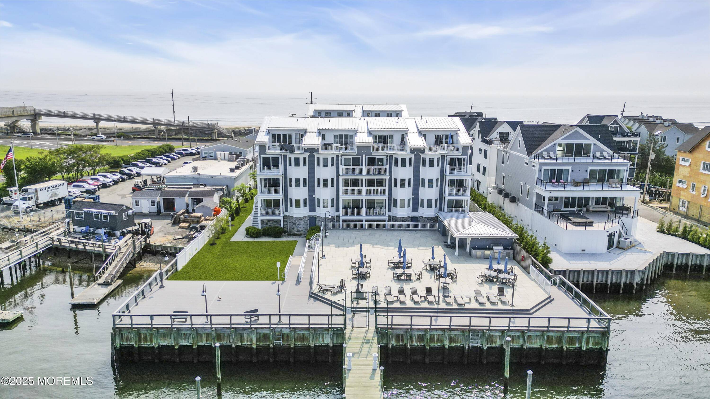 Sea Bright, NJ 07760,150 Ocean Avenue #6