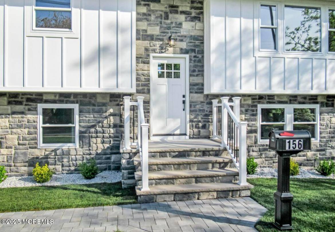 Cliffwood, NJ 07721,156 Cliffwood Avenue W