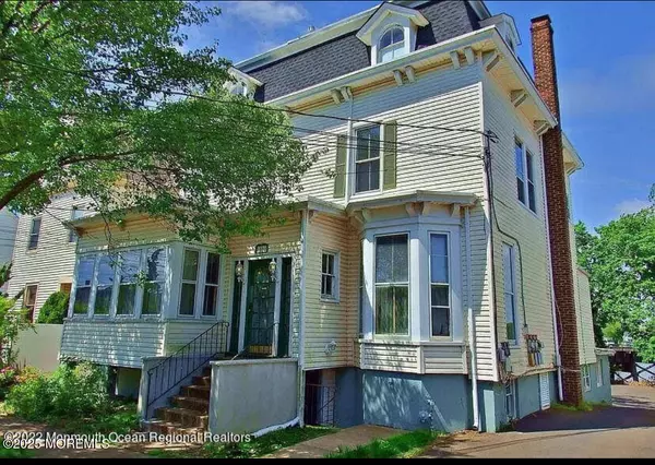 Red Bank, NJ 07701,19 Rector Place #B