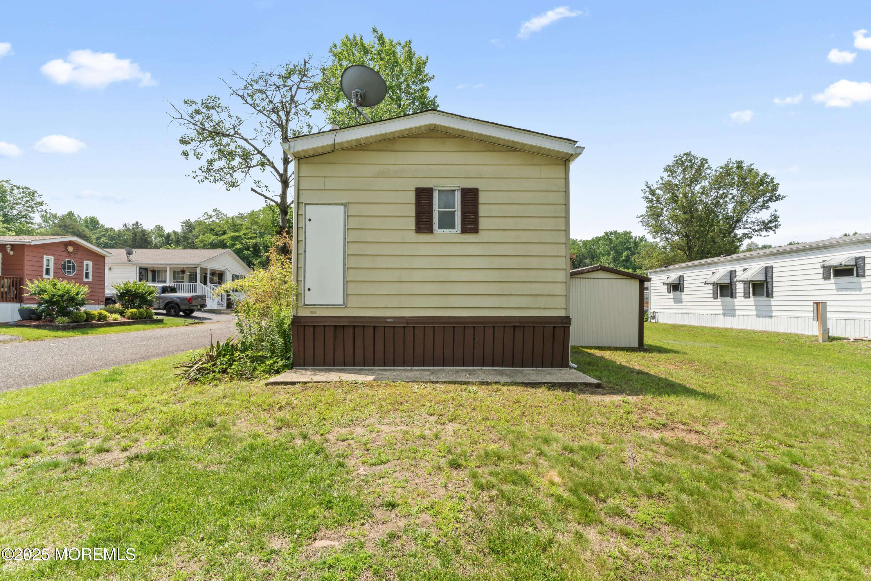 Morganville, NJ 07751,124 Village Road