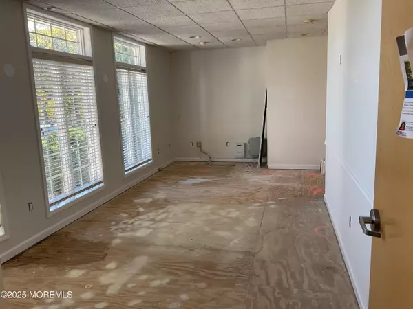 West Long Branch, NJ 07764,232 Norwood Avenue #102