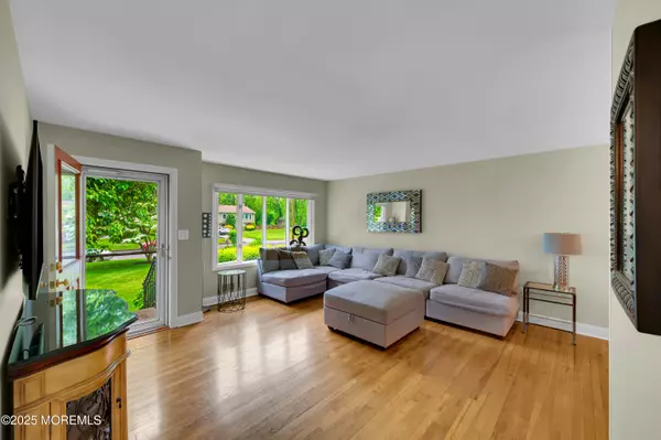 Wall, NJ 07753,4607 Broad Street