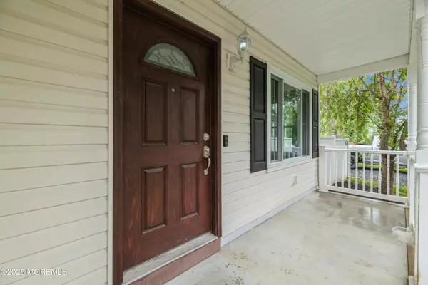 Aberdeen, NJ 07747,11 Water Street