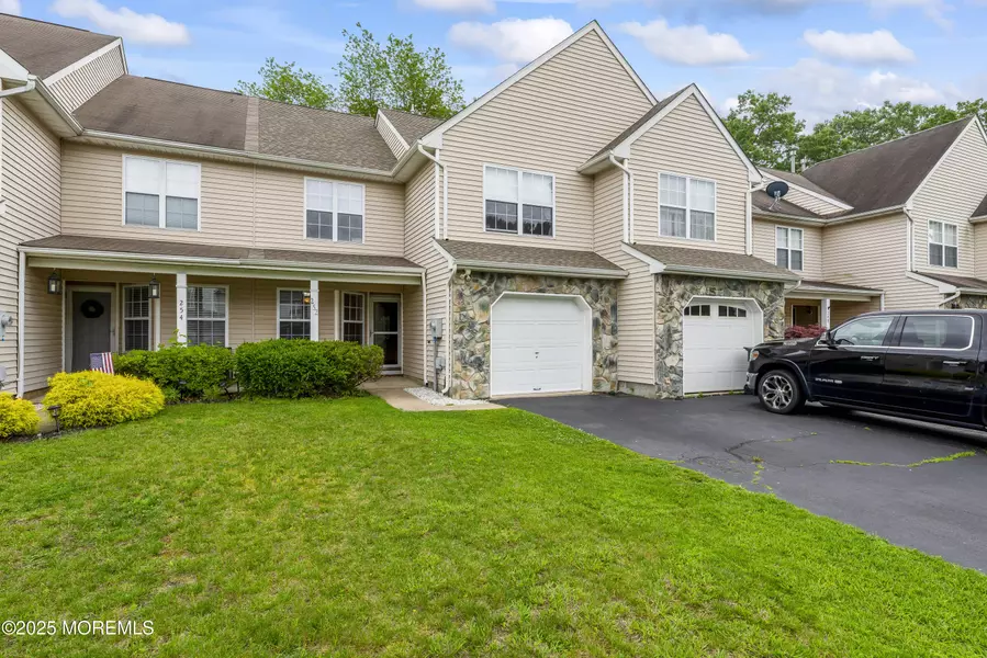 252 Moses Milch Drive, Howell, NJ 07731