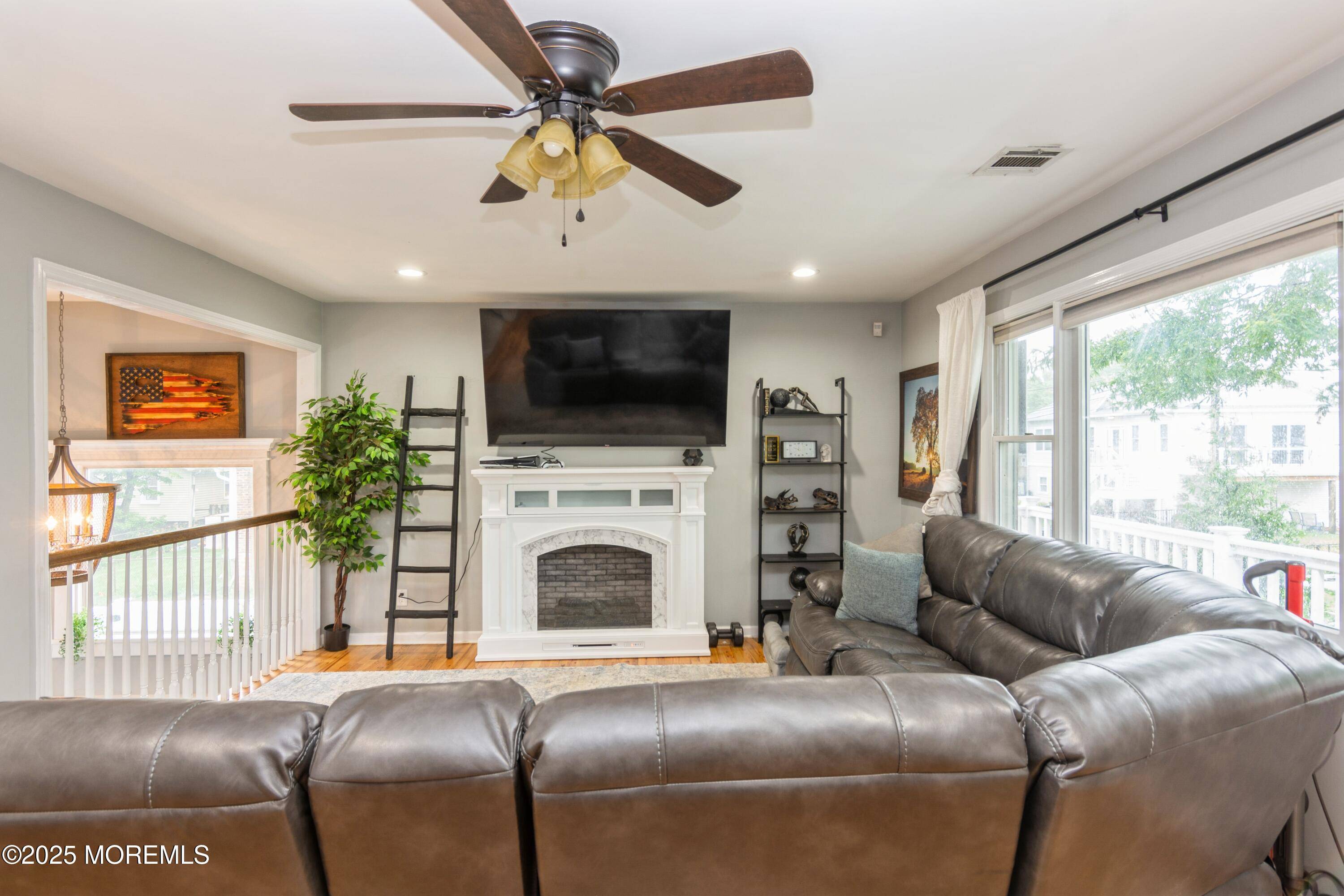 Keansburg, NJ 07734,27 Gillette Street