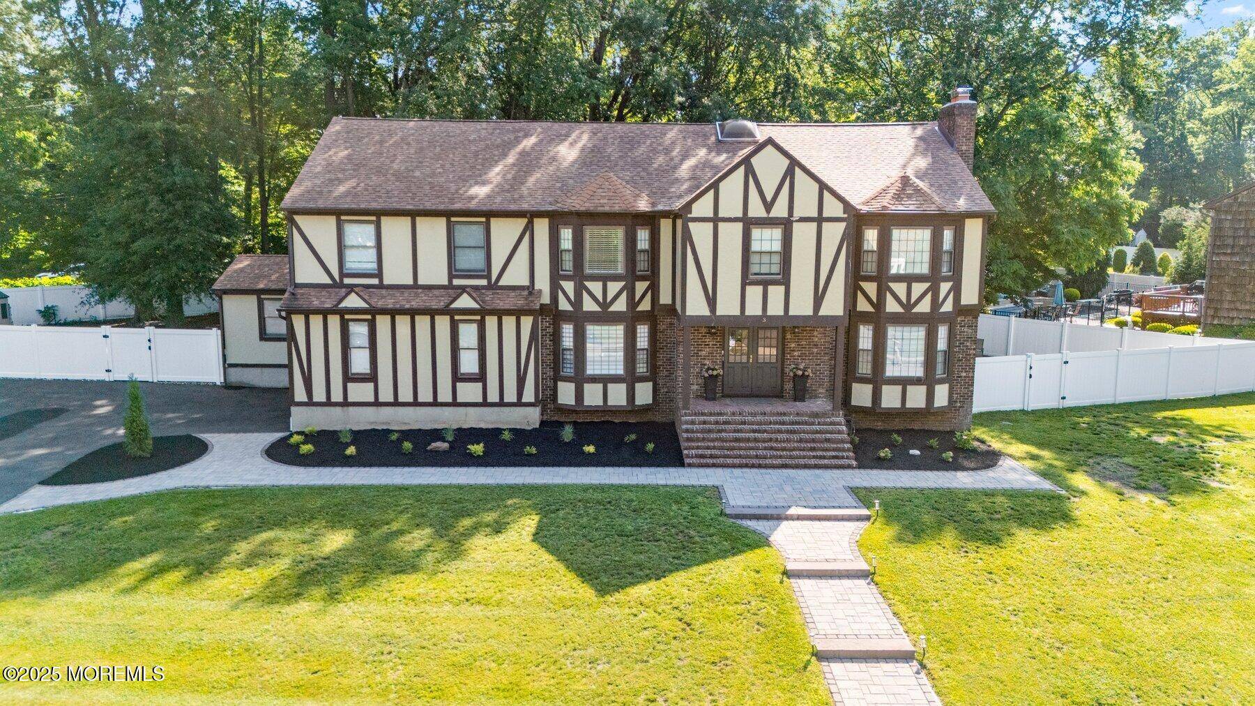 Morganville, NJ 07751,3 Emerald Drive