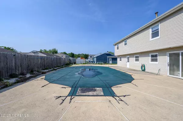 Lanoka Harbor, NJ 08734,500 Buttonwood Drive