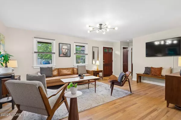 Ocean Twp, NJ 07712,4 Griffin Place