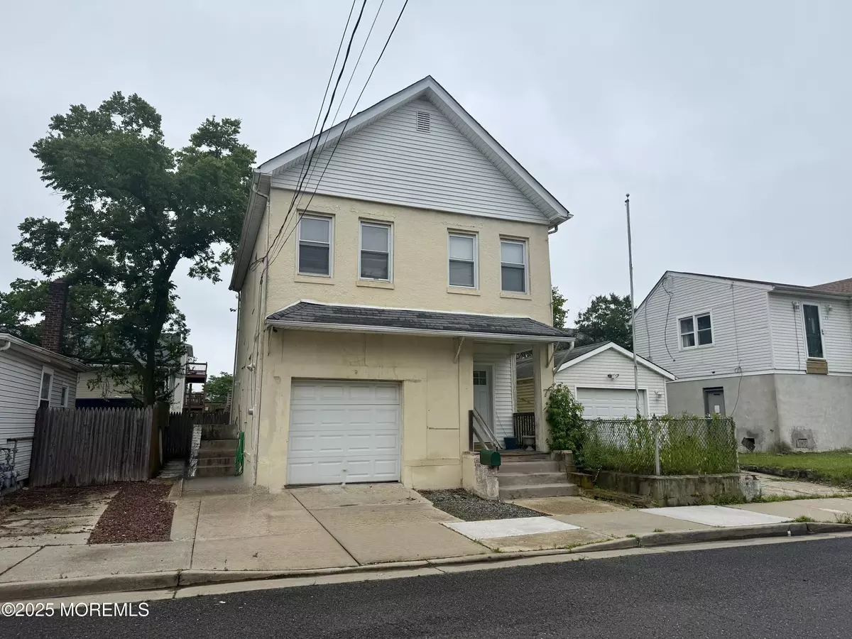 Keansburg, NJ 07734,77 Center Avenue