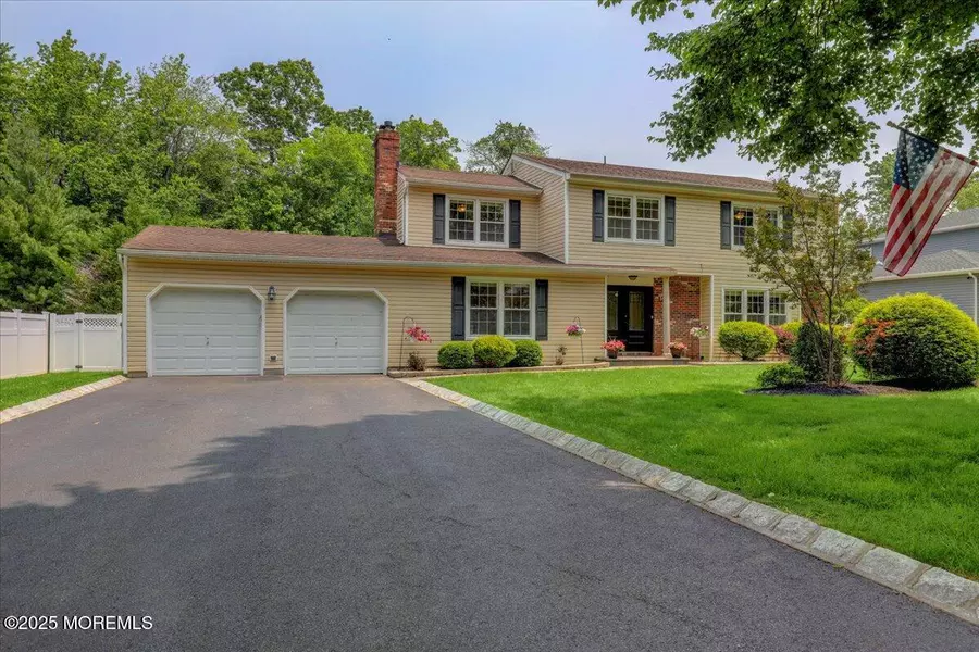 12 Neal Drive, Manalapan, NJ 07726