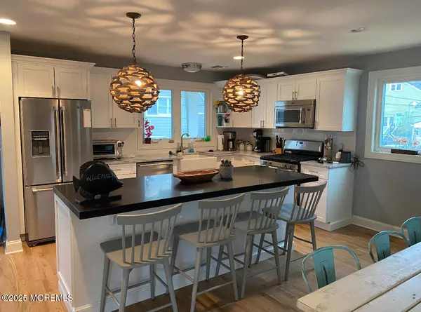 Sea Bright, NJ 07760,17 Via Ripa Way