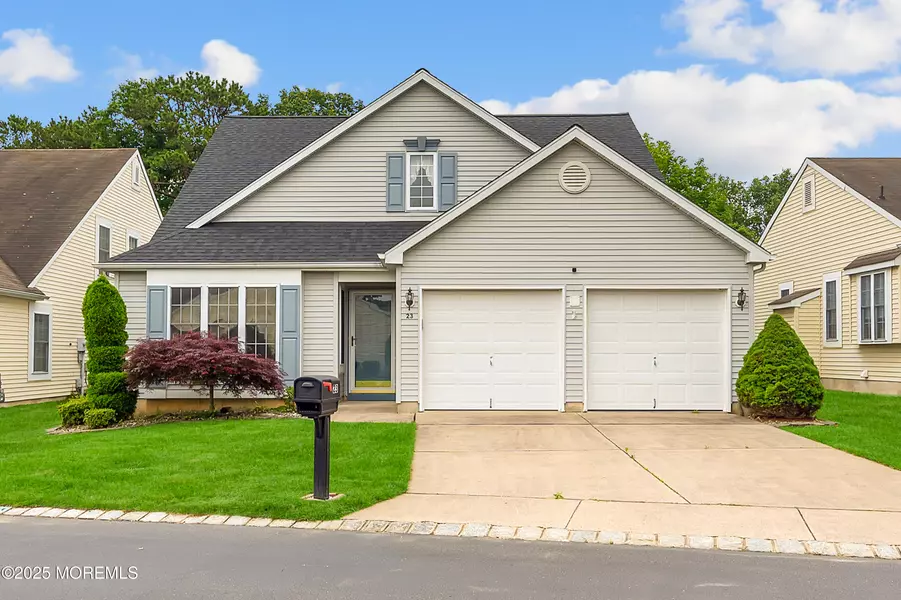 23 Dexter Lane, Jackson, NJ 08527