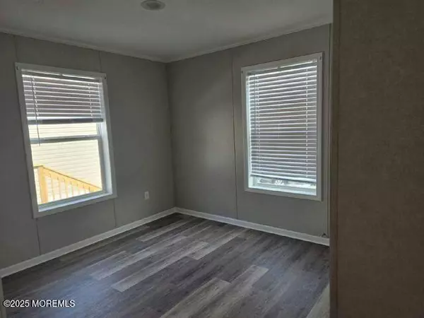 Hazlet, NJ 07734,9 Mary Ann Court