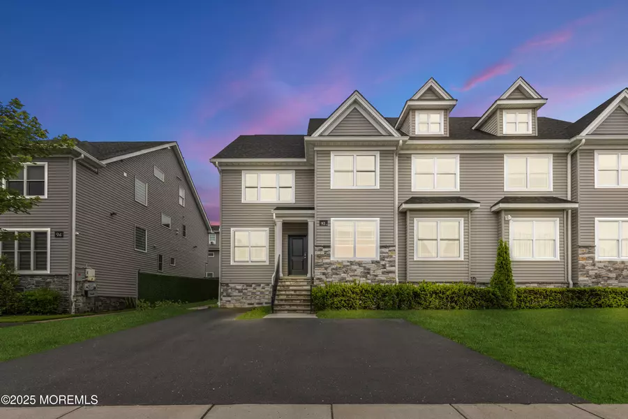 92 Wadsworth Avenue, Lakewood, NJ 08701