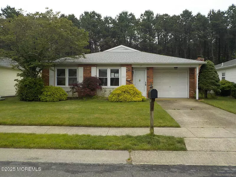 17 Meadowbrook Road, Brick, NJ 08723