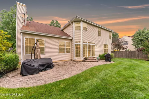 Matawan, NJ 07747,6 Dorchester Court