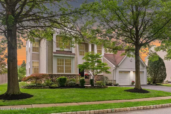 6 Dorchester Court, Matawan, NJ 07747