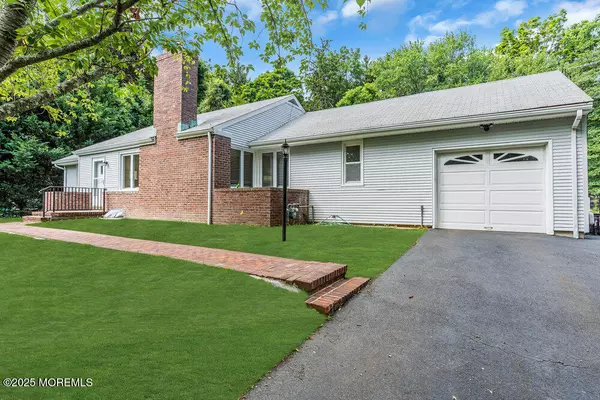 Little Silver, NJ 07739,492 Hance Road