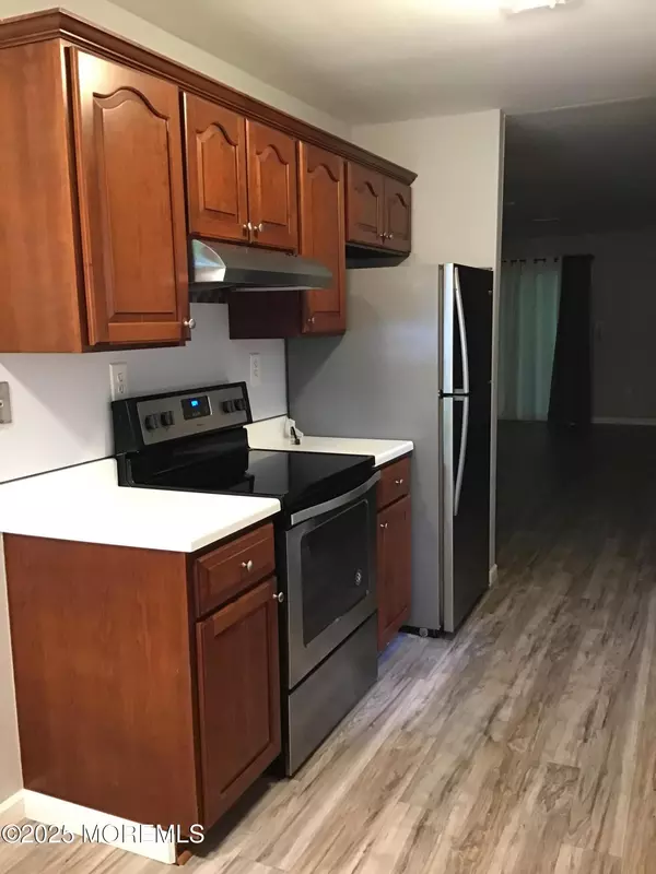 Manalapan, NJ 07726,104 Amberly Drive #A