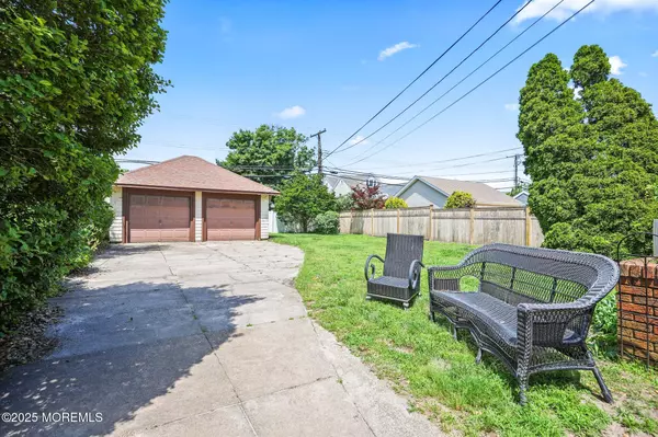 Belmar, NJ 07719,216 4th Avenue