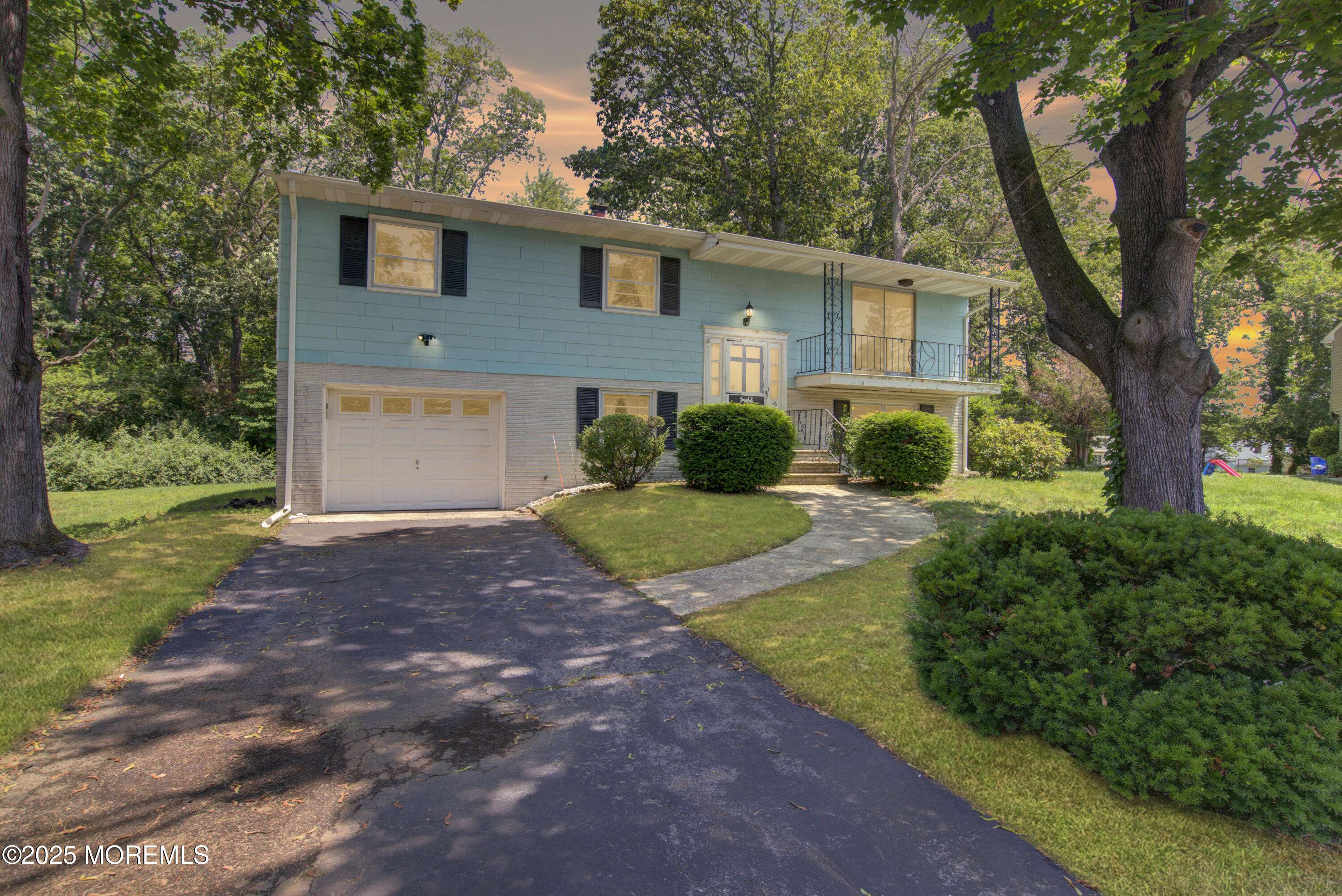 Howell, NJ 07731,16 Burdge Drive