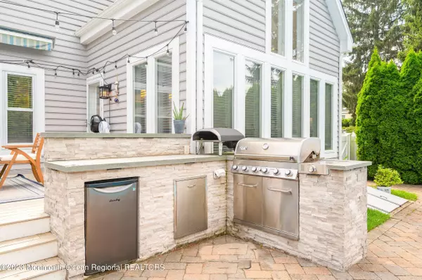 Sea Girt, NJ 08750,623 E Brooklyn Boulevard